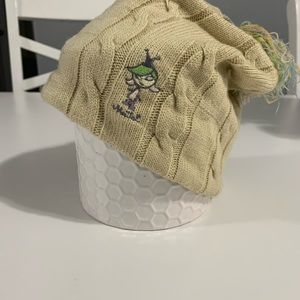 Cute embroidered beanie hat OS.